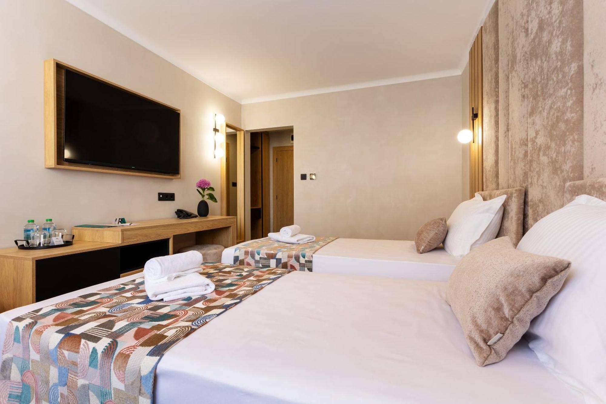 Amar Design Hotel By Hmg София Екстериор снимка