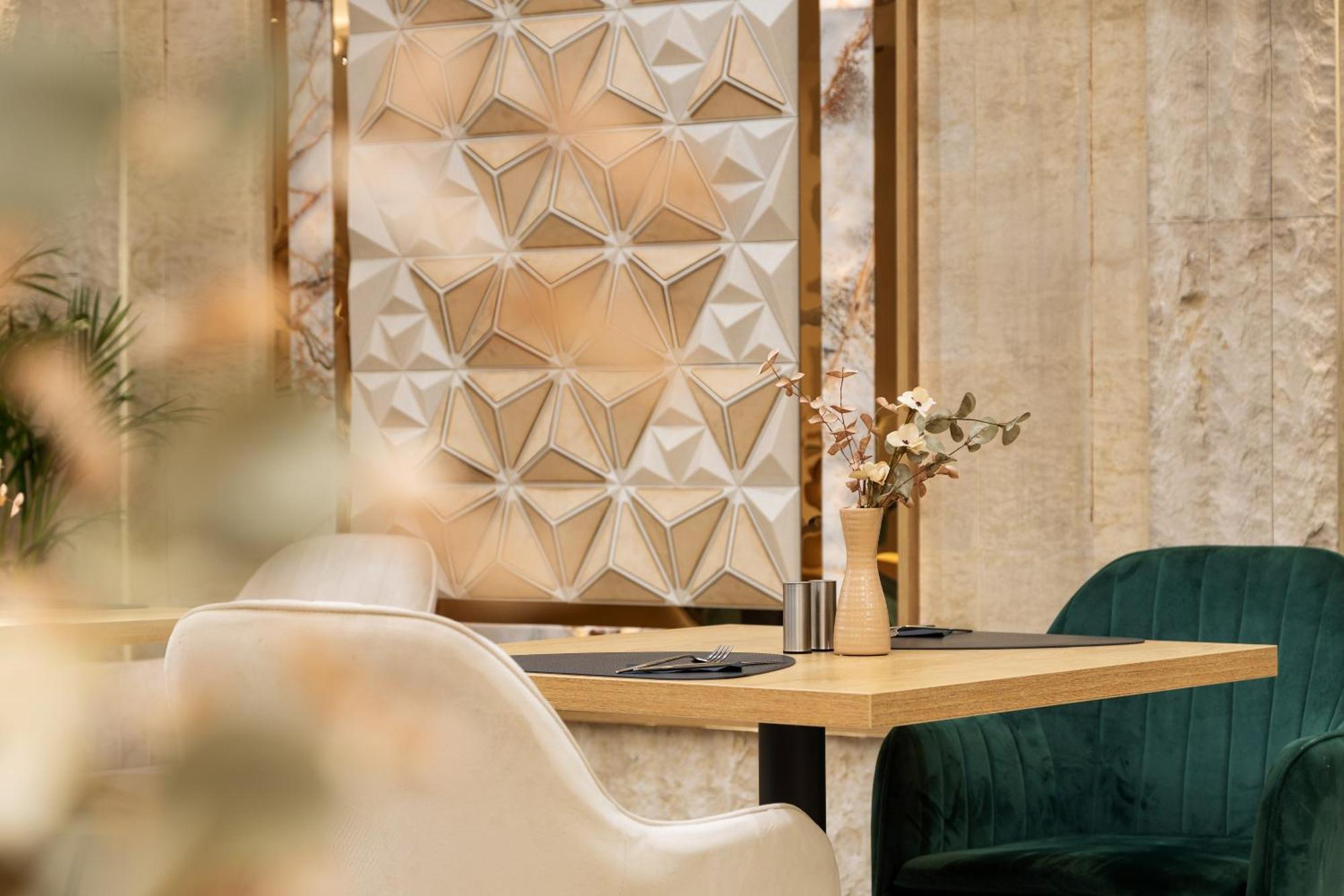 Amar Design Hotel By Hmg София Екстериор снимка